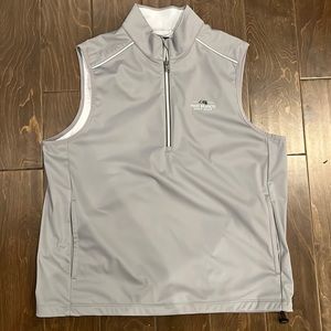 Brand New: Qzip golf vest. Never worn. No tags. Perfect shape. Size M
